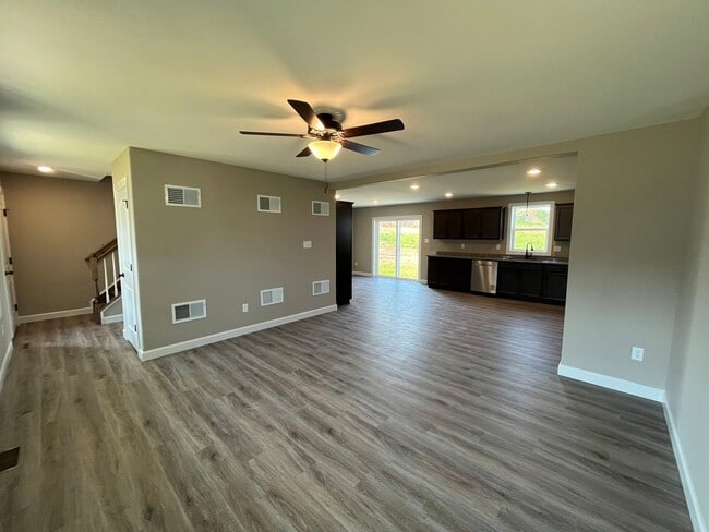 Building Photo - New Construction House, 4 Bedrooms, 2.5 Bath