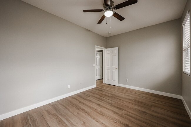 Building Photo - COMING SOON! Location! Fully remodelled 4B...