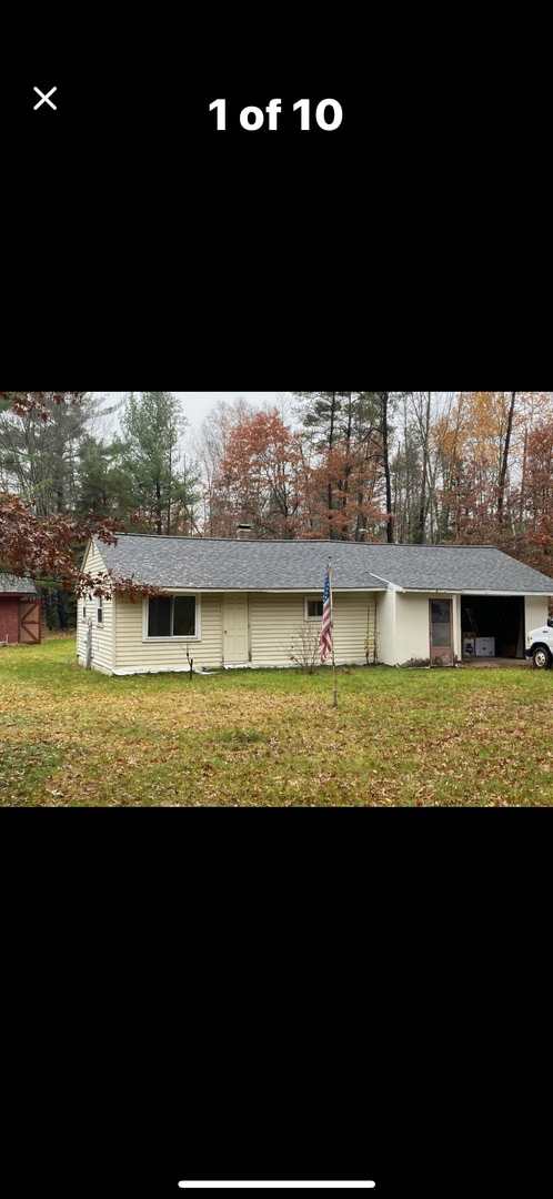 Building Photo - Cozy two Bedroom House