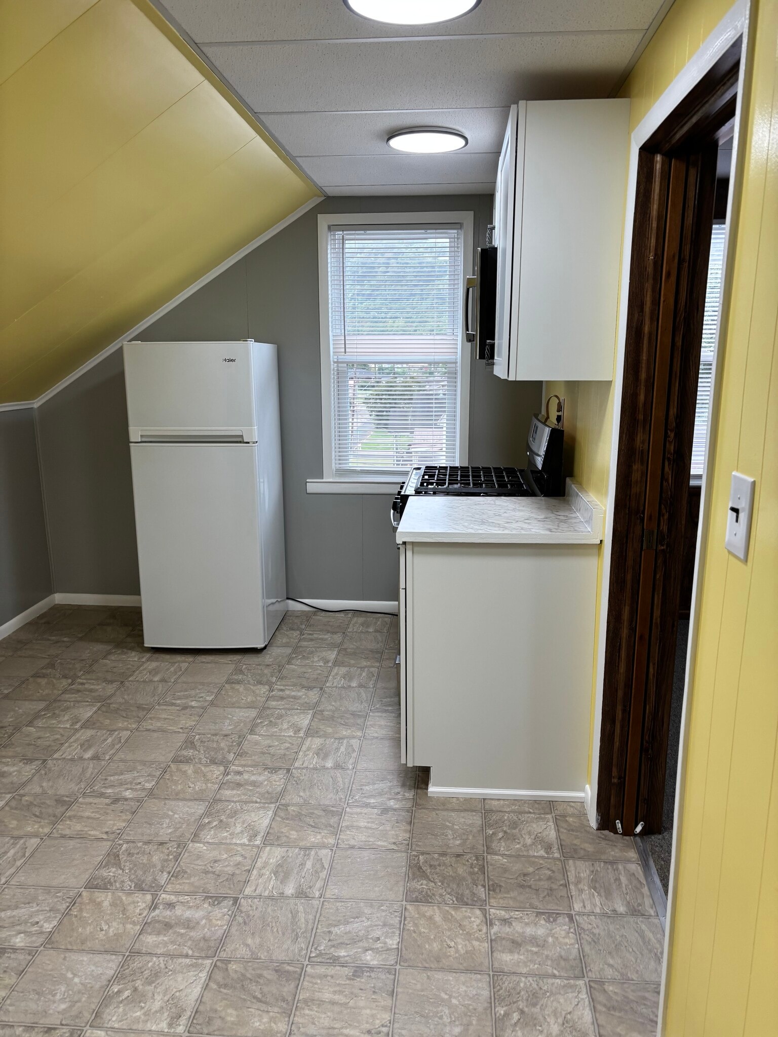 Kitchen - 345 E 12th St