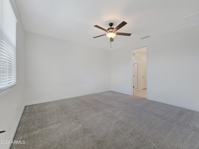 Building Photo - 20977 W Hubbell St