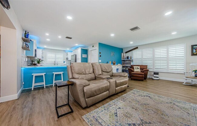 Building Photo - 2174 Scotland Dr