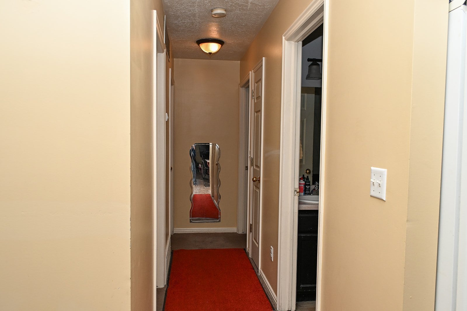 Building Photo - 101 Meadow Cir