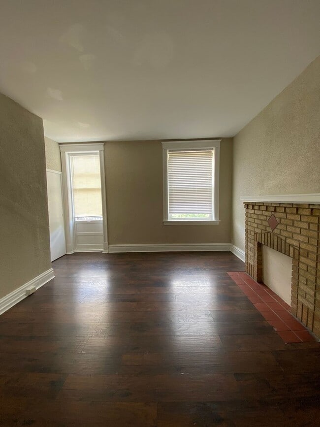 Building Photo - 3717 Bamberger Ave