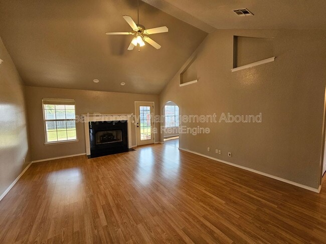 Building Photo - 11003 East 119th St N