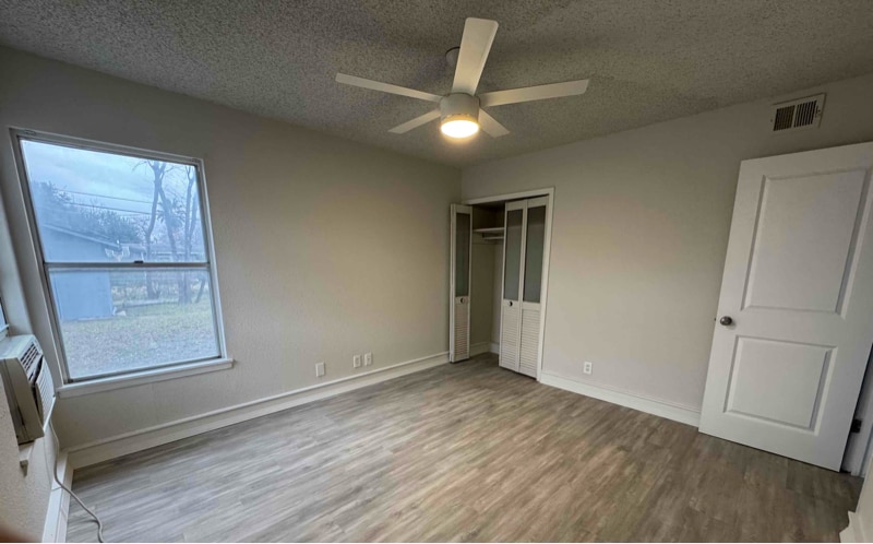Building Photo - 106 Galaxy Dr