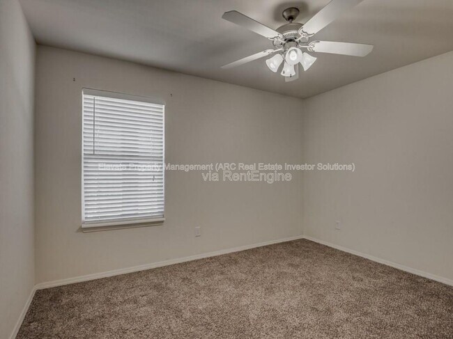 Building Photo - 2740 Red Fish Rd