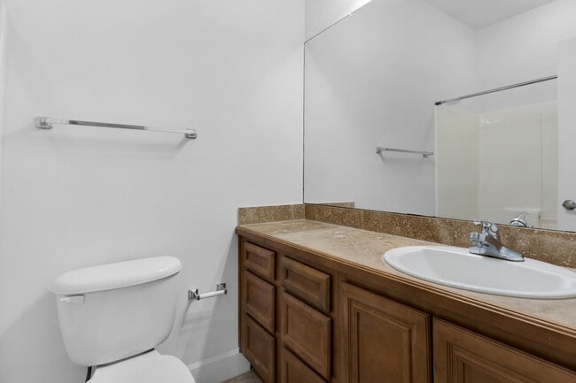 Building Photo - 15284-15331 US-331 BUS