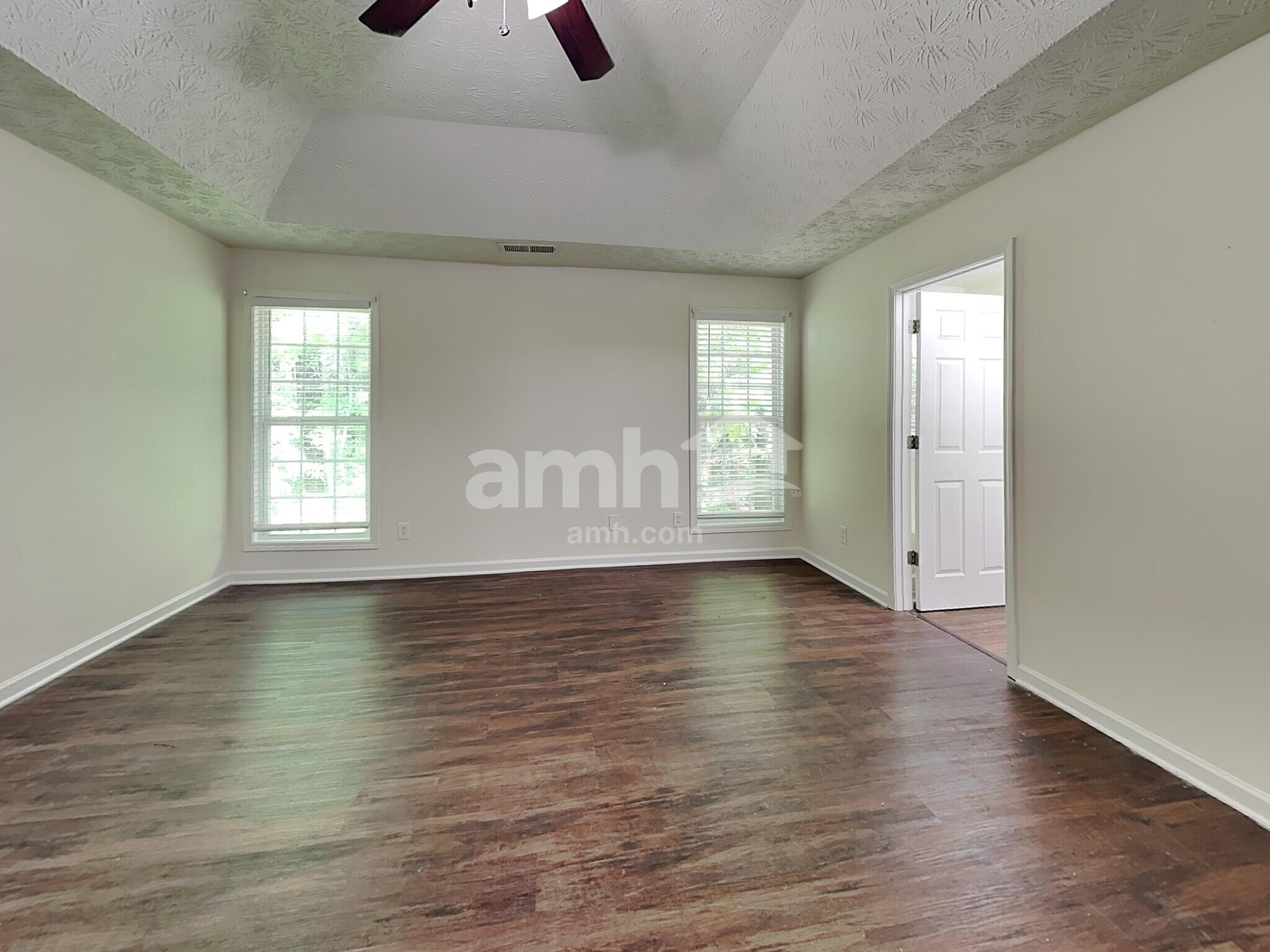 Building Photo - 104 Arbor Creek Way