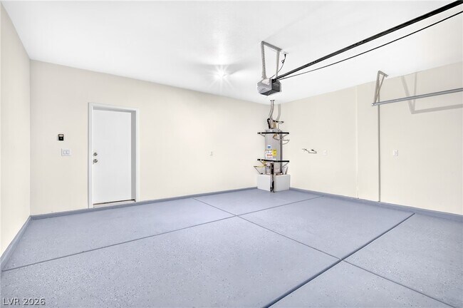Building Photo - 4078 E Welter Ave