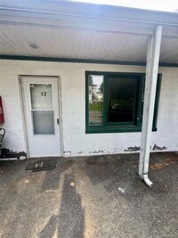 Building Photo - 1612-1616 US-9W