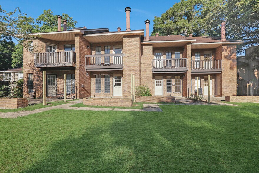 Building Photo - 2625 Kelli Dr