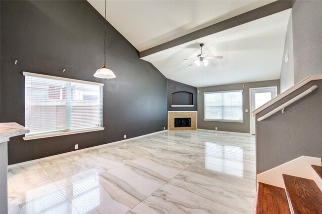 Building Photo - 5711 Kenwood