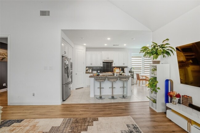 Building Photo - 4424 English Maple Dr