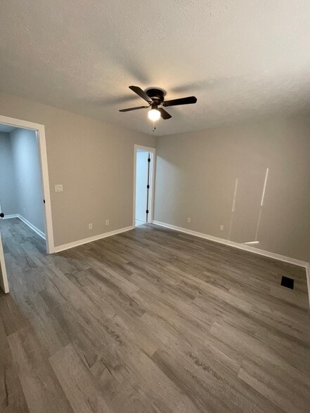 Building Photo - 1248 N Forest Dr