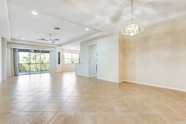 Building Photo - 12866 Carrington Cir