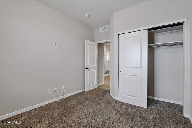 Building Photo - 13752 Newton Ct