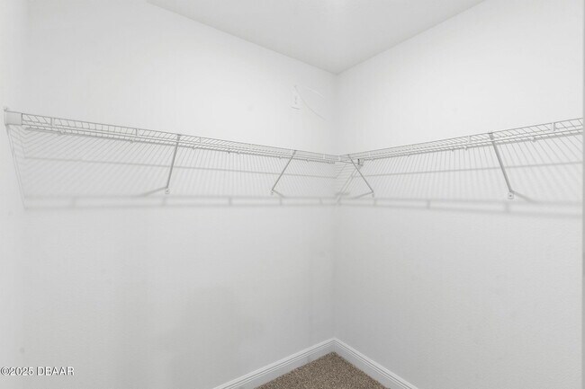 Building Photo - 105 Pitching Wedge Dr