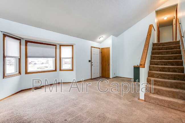 Building Photo - 4043 S Boyd St