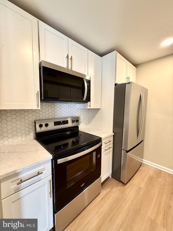 Building Photo - 31013 Bennett Pl