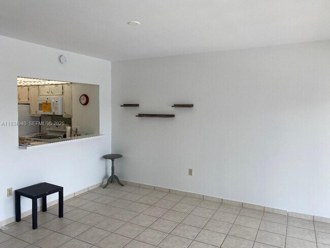 Building Photo - 1965 S Ocean Dr