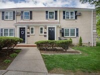 Building Photo - 67-51 223rd Pl