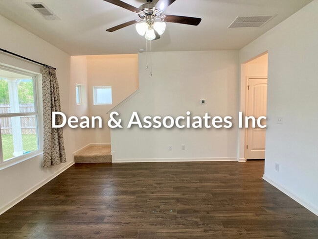 Building Photo - 4000 Pk Cv Wy