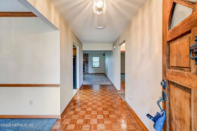 Building Photo - 6909 Ramoth Dr