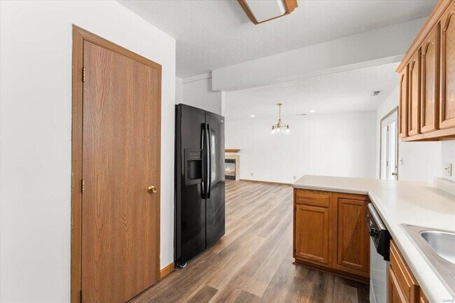 Building Photo - 134 Clinton Hill Dr