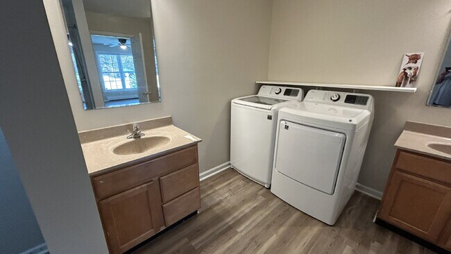 Building Photo - Spacious 3-Bedroom Cape – Quiet Country Living on 2 Acres