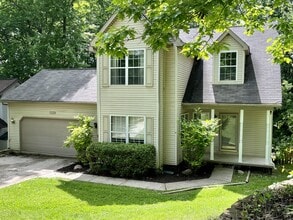 Building Photo - 911 Old Hickory Ln