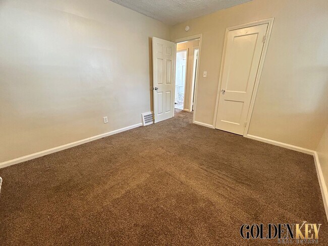 Building Photo - Updated 3 Bedroom Home in Southwest Detroit!