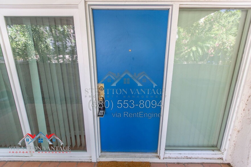 Building Photo - 1143 E Sandpiper Dr