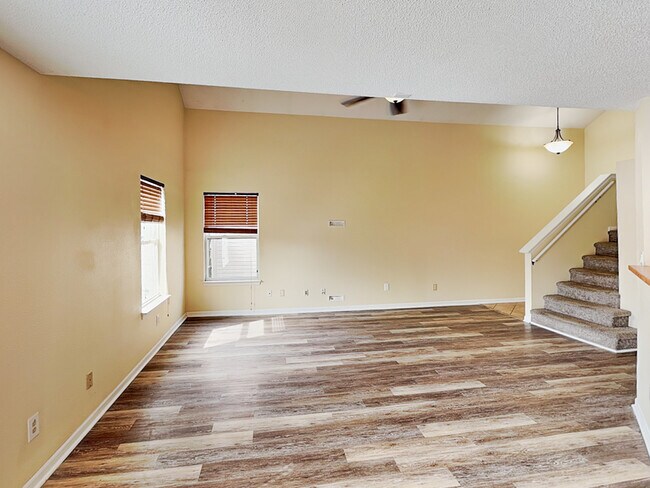 Building Photo - 385 Kimbrough Dr