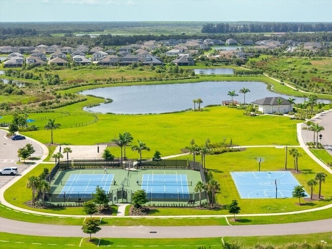 Building Photo - 8792 Winter Breeze Wy