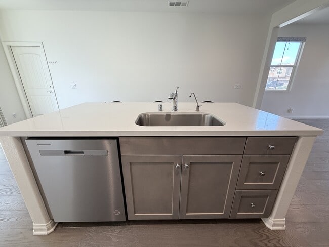 Building Photo - 672 Sage Brook Ct