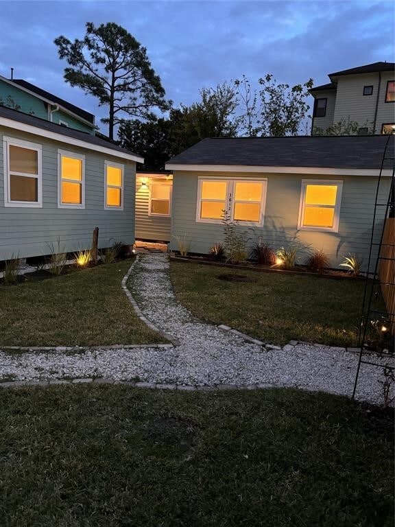 Building Photo - 3812 Fulton St