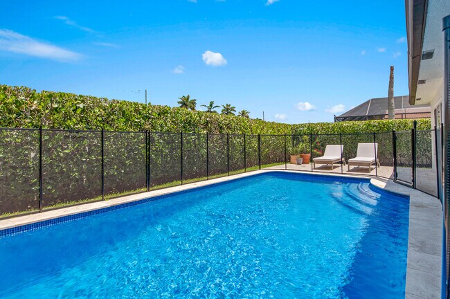 Building Photo - 23313 Lago Mar Cir