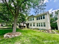 Building Photo - 4819 Jarboe St