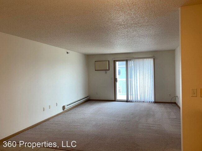 Building Photo - 4231 33rd Ave S