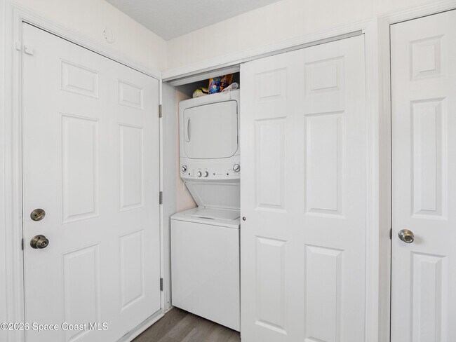 Building Photo - 4995 S Hwy A1A