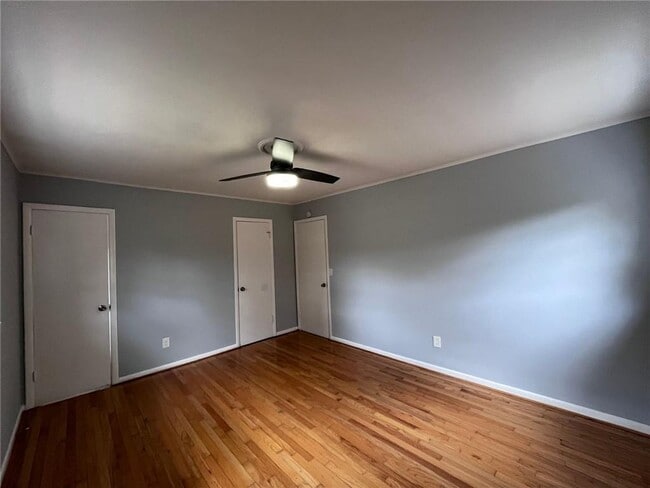 Building Photo - 4016 Elmscourt Dr