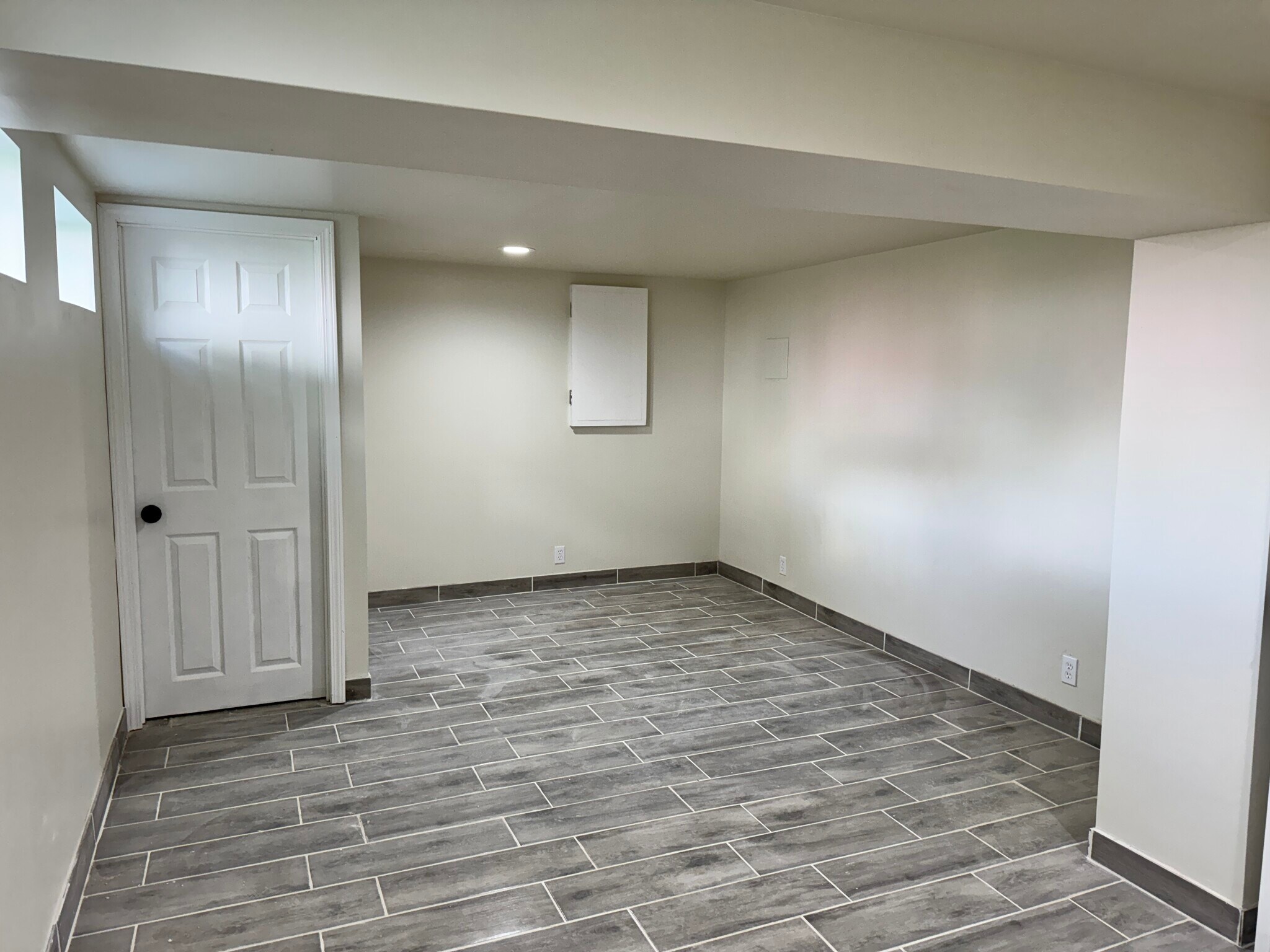 Building Photo - 1617 Somerset Shire Dr