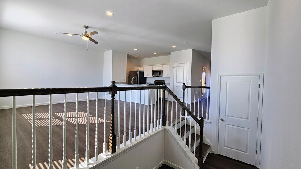 Building Photo - 63 N Conifer Dr