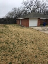Building Photo - 1008 Aspen Ct
