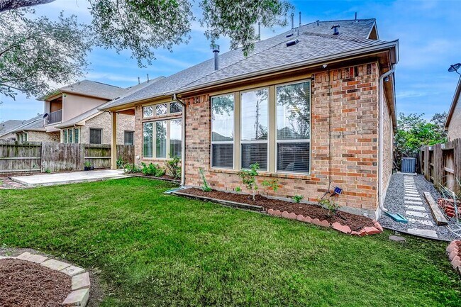 Building Photo - 27807 Hunters Rock Ln