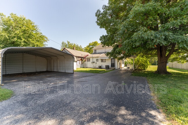 Building Photo - 724 E Pleasant Run Parkway North Dr