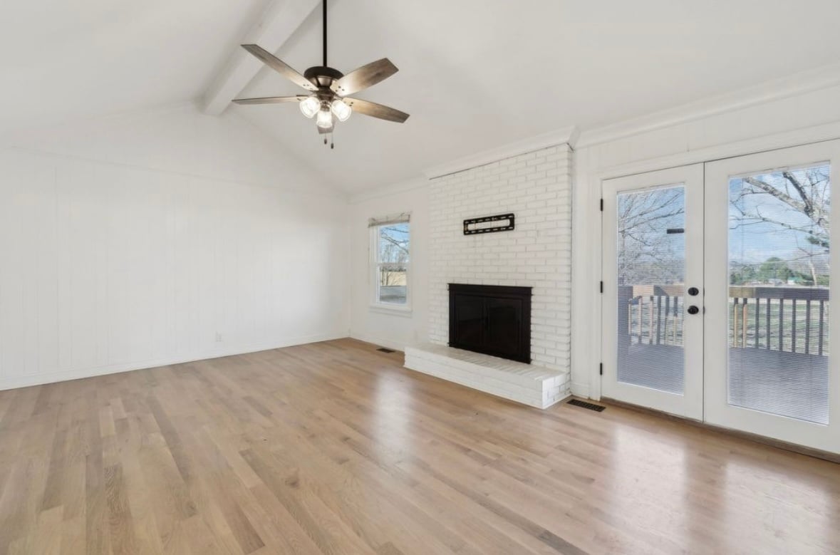 Building Photo - 1726 Lewisburg Pike