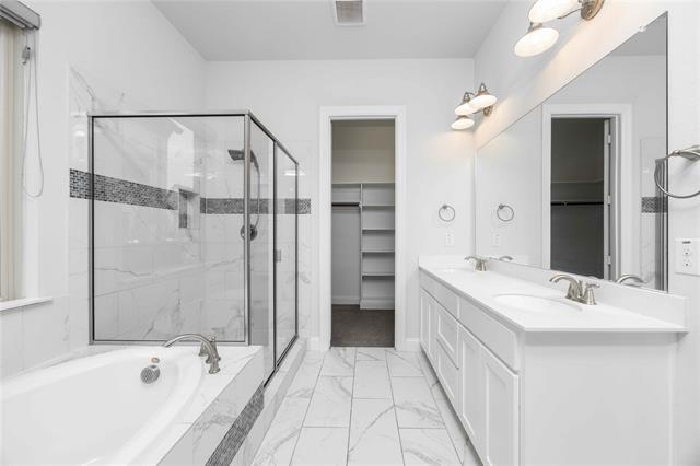 Building Photo - 3575 Sevilla Dr