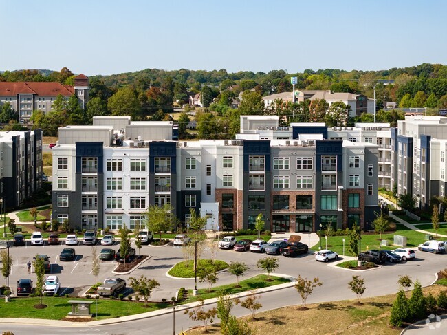 Building Photo - Sterling at Stonecrest